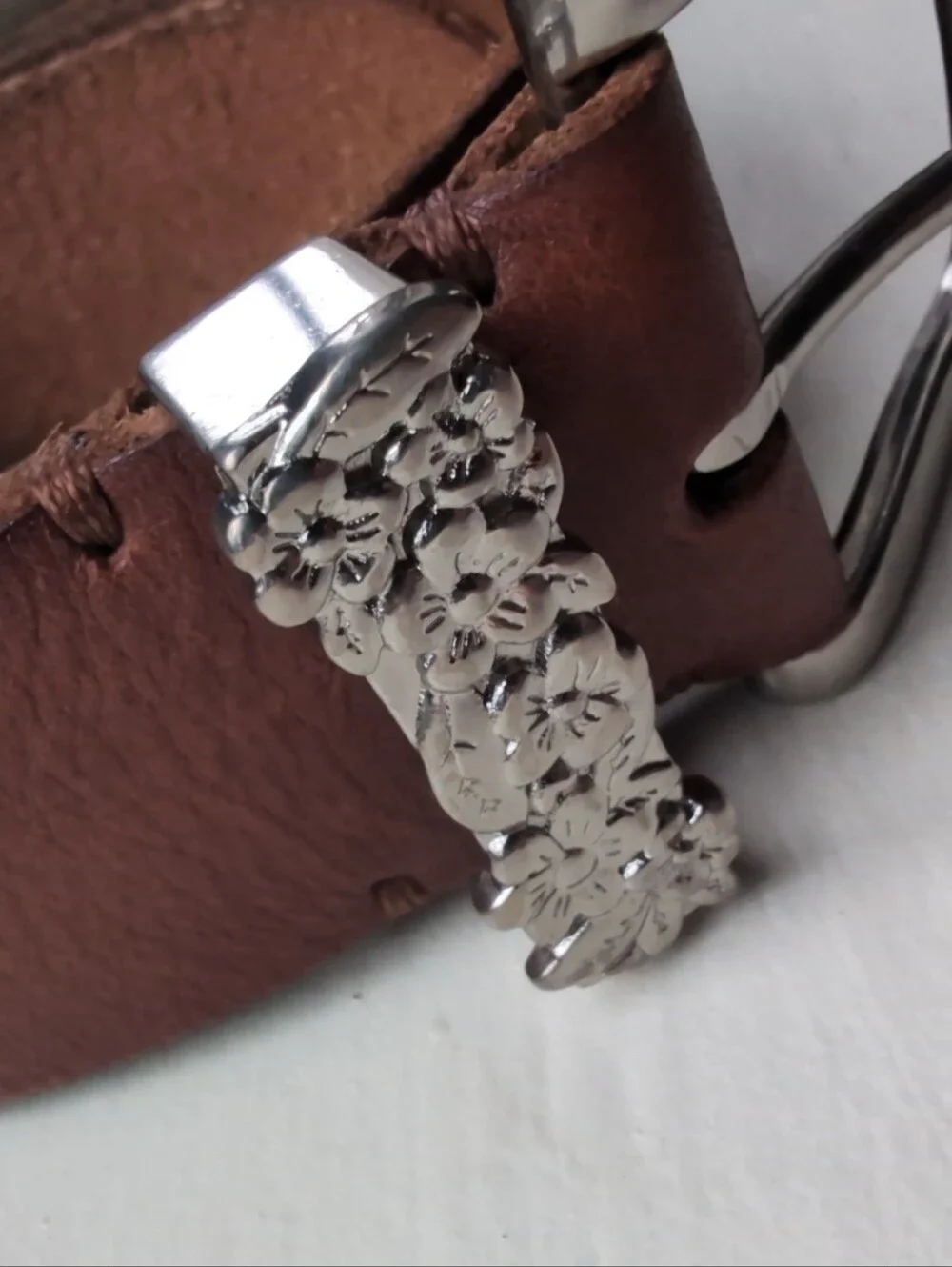 Vintage AE brown real leather belt with silver floral buckle